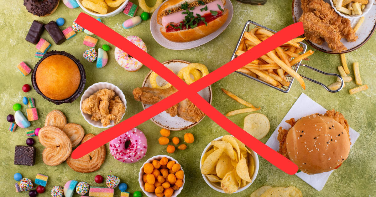 Chickens need to Avoid Junk food and human food