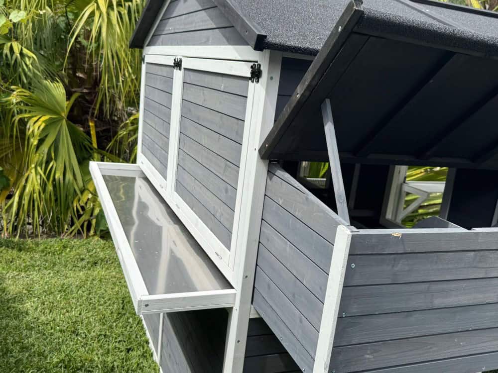 Grey Castle Chicken Coop - slide out tray
