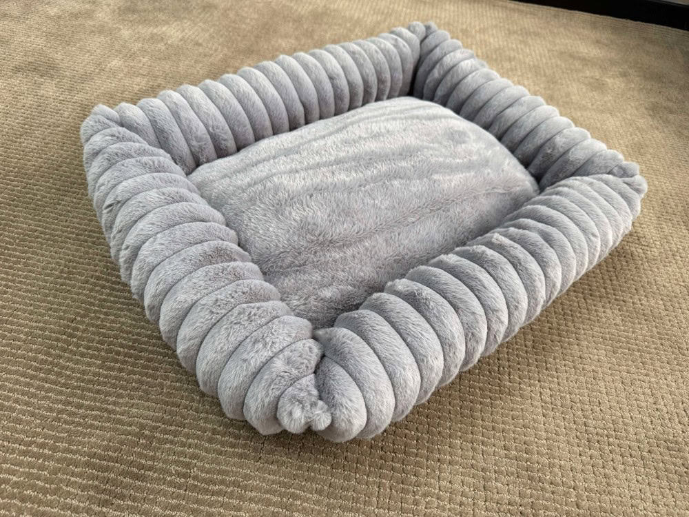 Buster Cat Bed - Light Grey Large