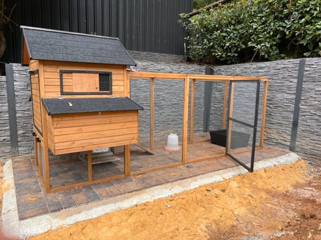 Cabana House and Run on pavers